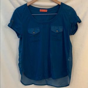 BOGO 🦋🦋 Soft sheer blouse